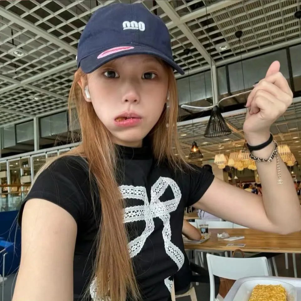 黑色姐妹花